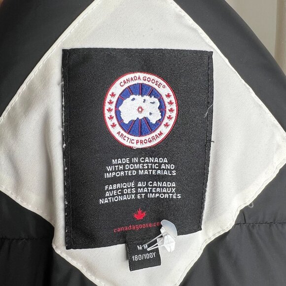 Canada Goose Hooded Winter Parka Down Coat - Picture 13 of 15